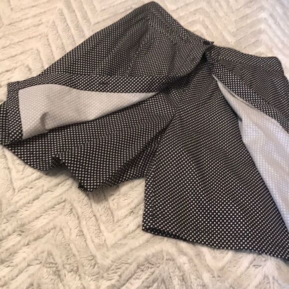 Liz Claiborne Star Print Button Skort - Size 10 - Picture 4 of 8